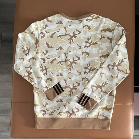 Adidas Originals Youth Crewneck Sweatshirt Beige Camo - Picture 11 of 14